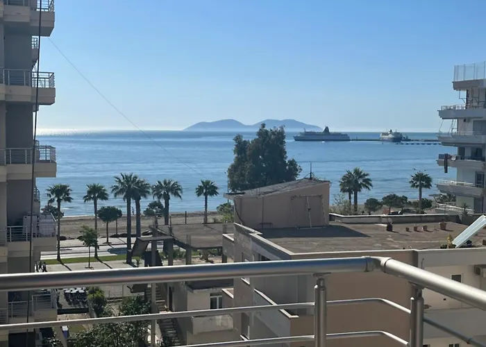 Da Vinci Sea View Apartament